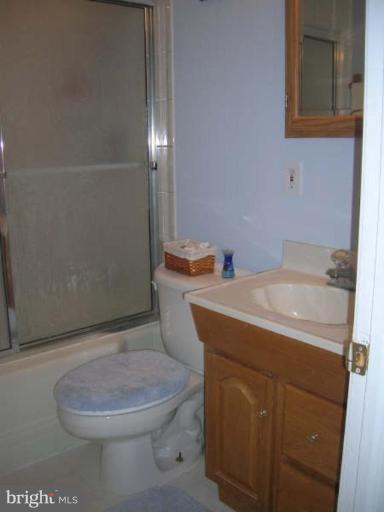 4715 Raspe Avenue Baltimore, MD 21206 - Photo 16 of 16 Bath #2
