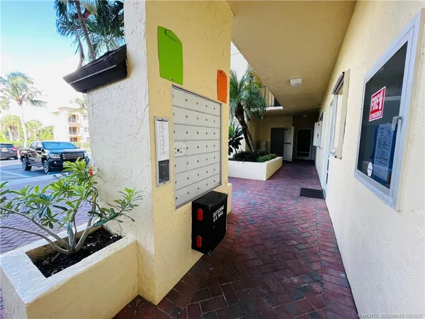 a view of an entryway