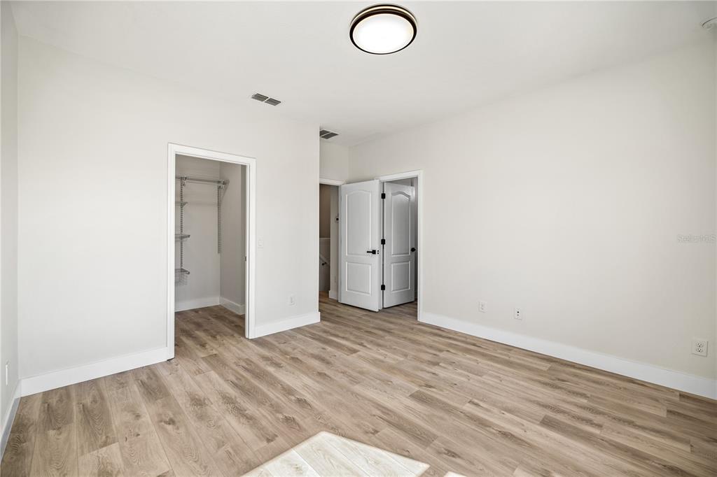 7819 Hardenton Street Windermere, FL 34786 - Photo 38 of 48 a view of a livingroom with wooden floor