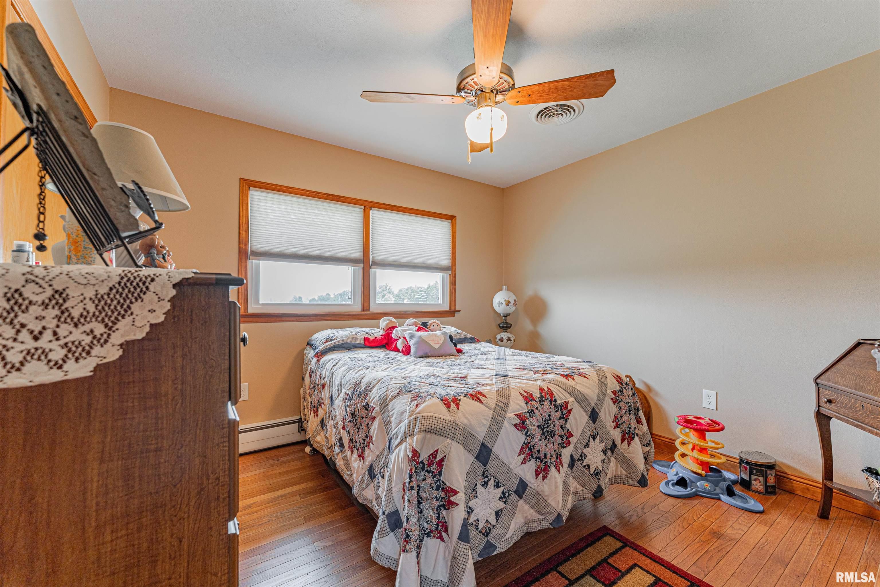1390 Airport Road Lincoln, IL 62656 - Photo 22 of 34