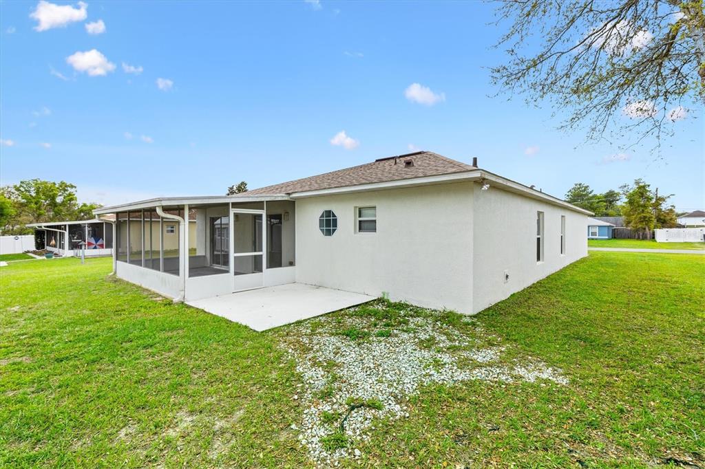 3653 Southwest 133rd Loop Ocala, FL 34473 - Photo 4 of 38
