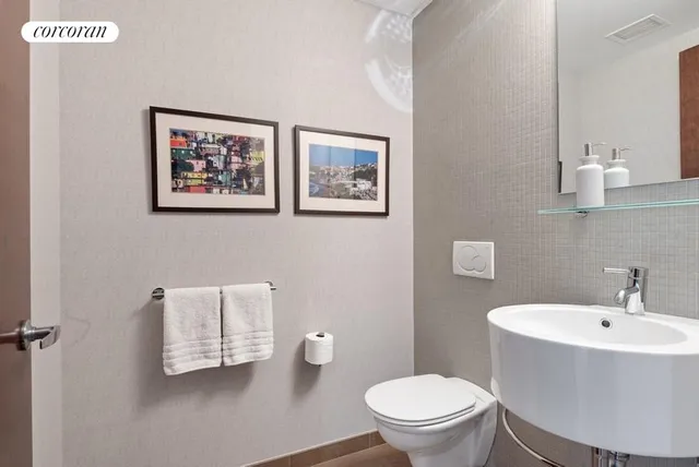 $2,125,000 | 462 West 58th Street, Unit 1A | Hell's Kitchen