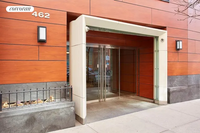 $2,125,000 | 462 West 58th Street, Unit 1A | Hell's Kitchen