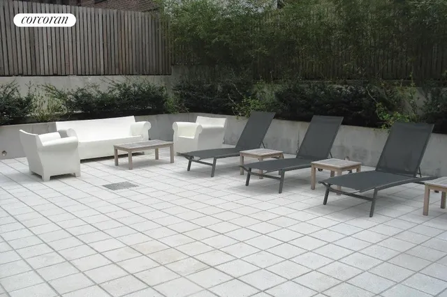 $2,125,000 | 462 West 58th Street, Unit 1A | Hell's Kitchen