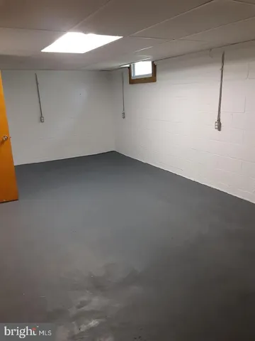 a view of a room with an empty space