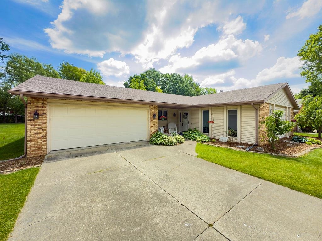 8615 Timbermill Place Fort Wayne, IN 46804 - Photo 1 of 32