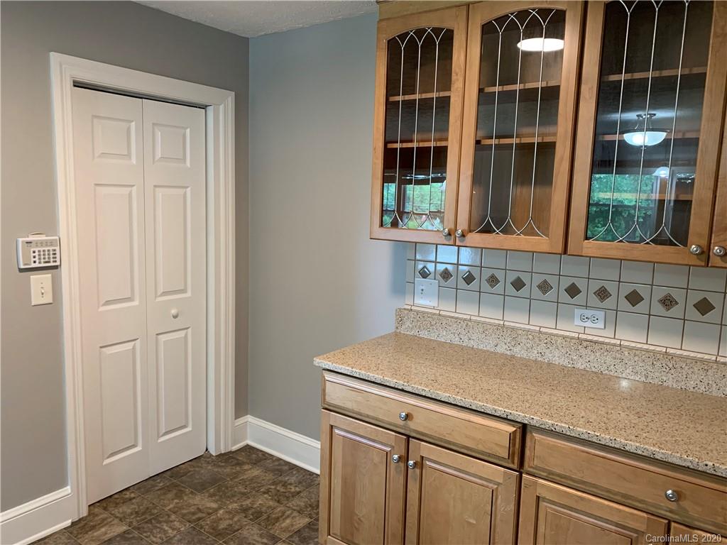 3840 Cliffside Road Mooresboro, NC 28114 - Photo 7 of 25 Gallery Image 7