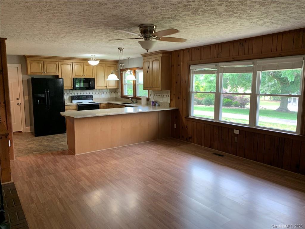 3840 Cliffside Road Mooresboro, NC 28114 - Photo 9 of 25 Gallery Image 9