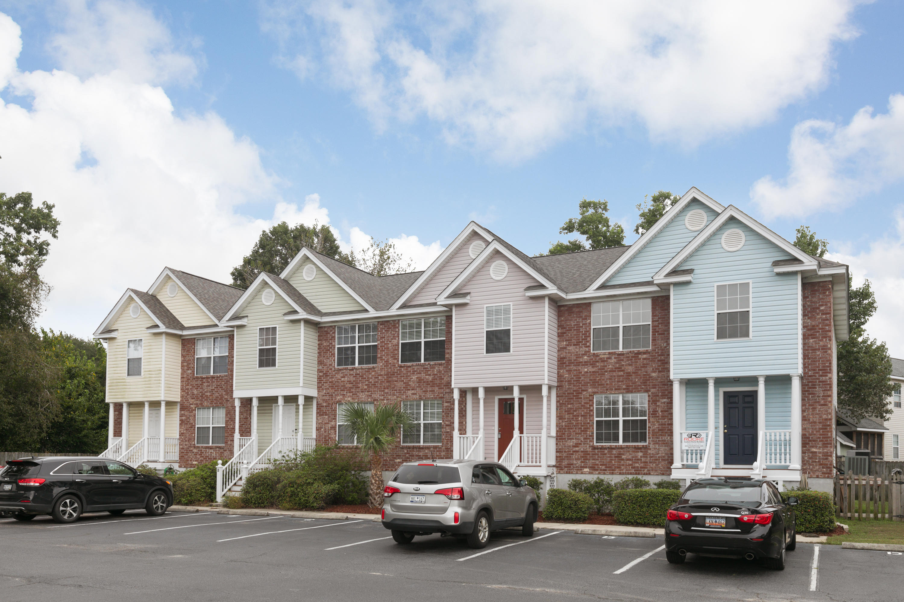 1012 Harbor View Road, Unit C Charleston, SC 29412 - Photo 1 of 23 Michael Rooke - 1-1012 Harborview - Upwi