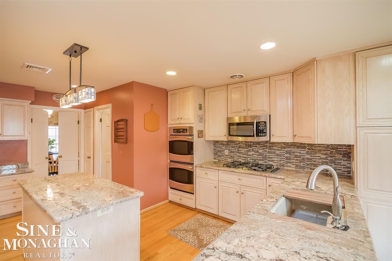 1396 Audubon Road Grosse Pointe Park, MI 48230 - Photo 11 of 37