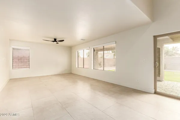 $2,995 | 3251 East Boston Street, Gilbert, AZ 85295
