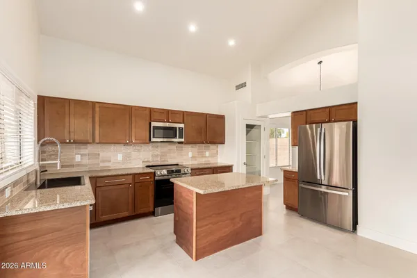 $2,995 | 3251 East Boston Street, Gilbert, AZ 85295