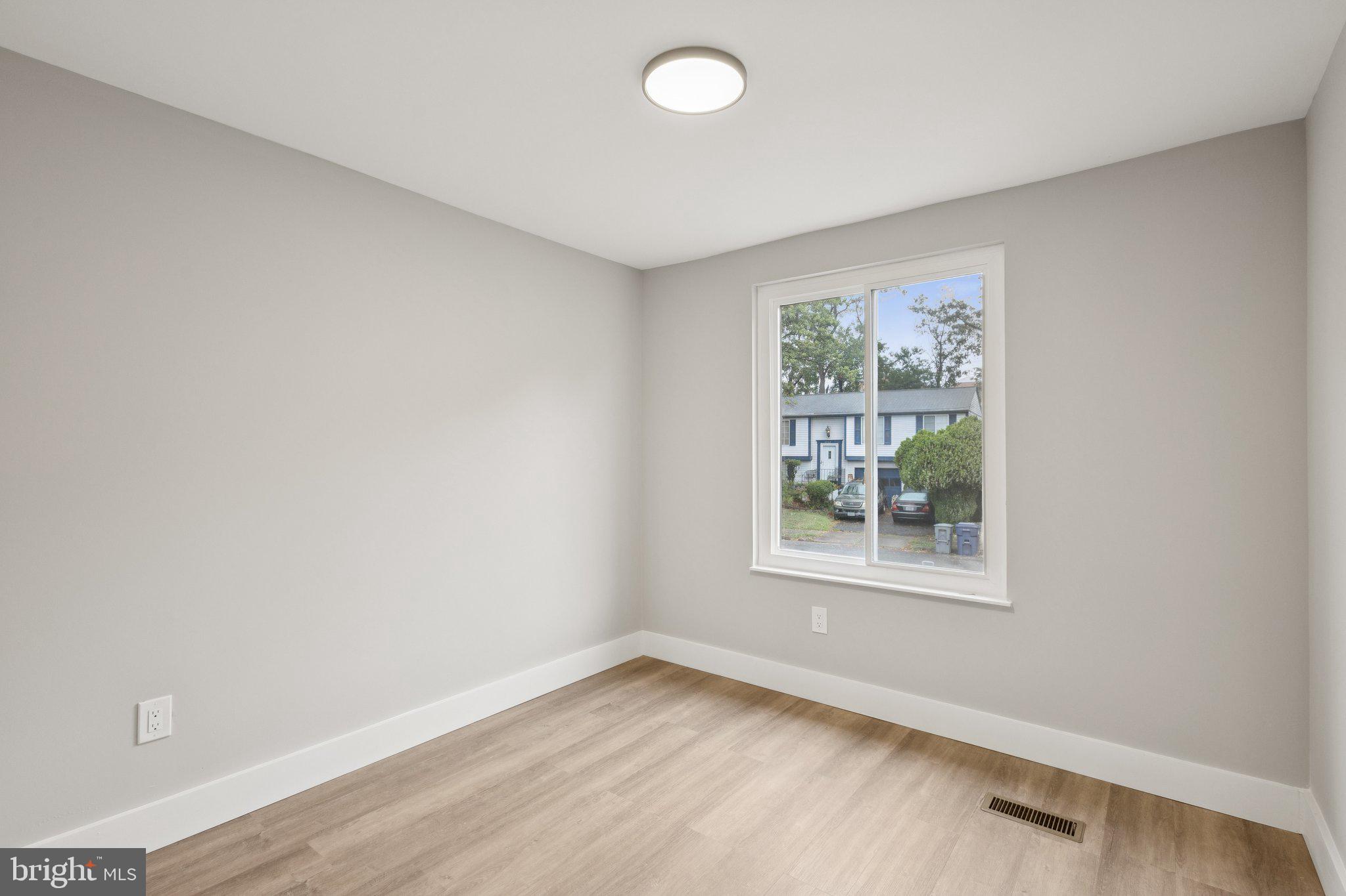 3221 Napper Road Alexandria, VA 22306 - Photo 15 of 43 Gallery Image 15