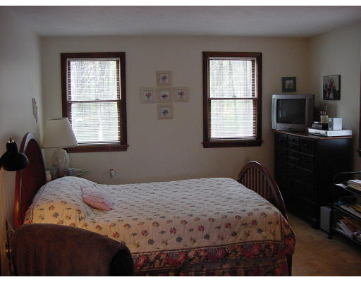 60 Tadmuck Road Westford, MA 01886 - Photo 5 of 7 Gallery Image 5