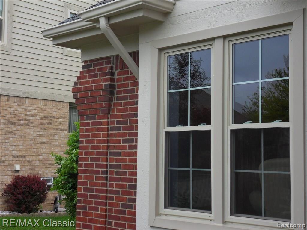 903 Rambling Drive Rochester, MI 48307 - Photo 16 of 22 SDC11923.5