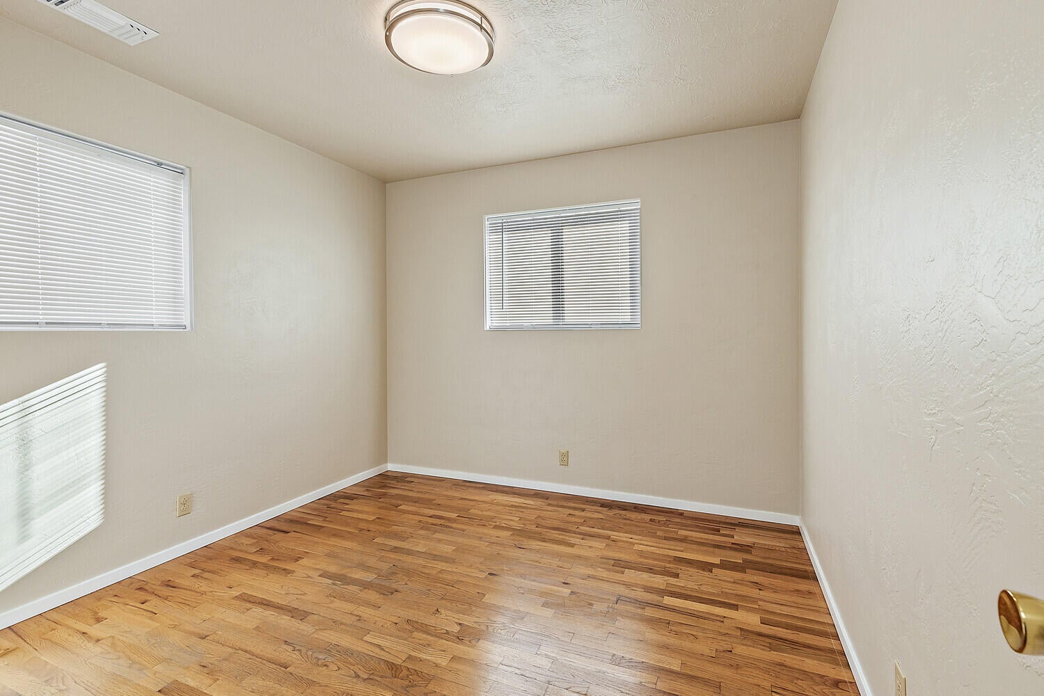 323 Maple Street Ashland, OR 97520 - Photo 25 of 28 25_MS_25_mls