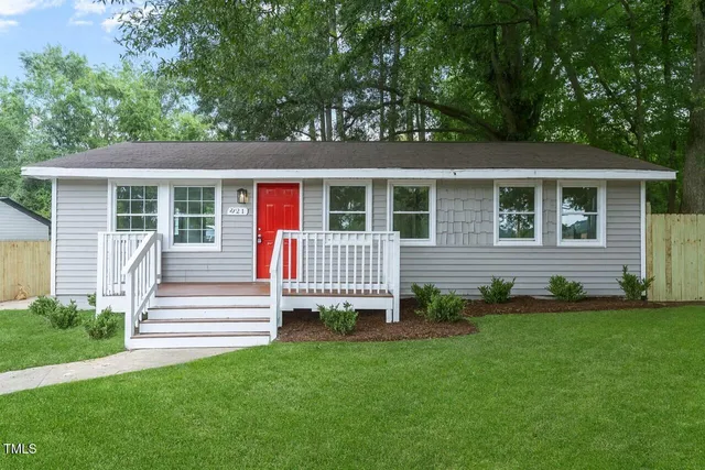 $269,900 | 921 East Club Boulevard, Durham, NC 27704