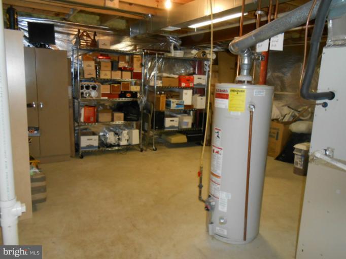 2685 Pheasant Hunt Road Woodbridge, VA 22192 - Photo 9 of 24 a view of storage and utility room