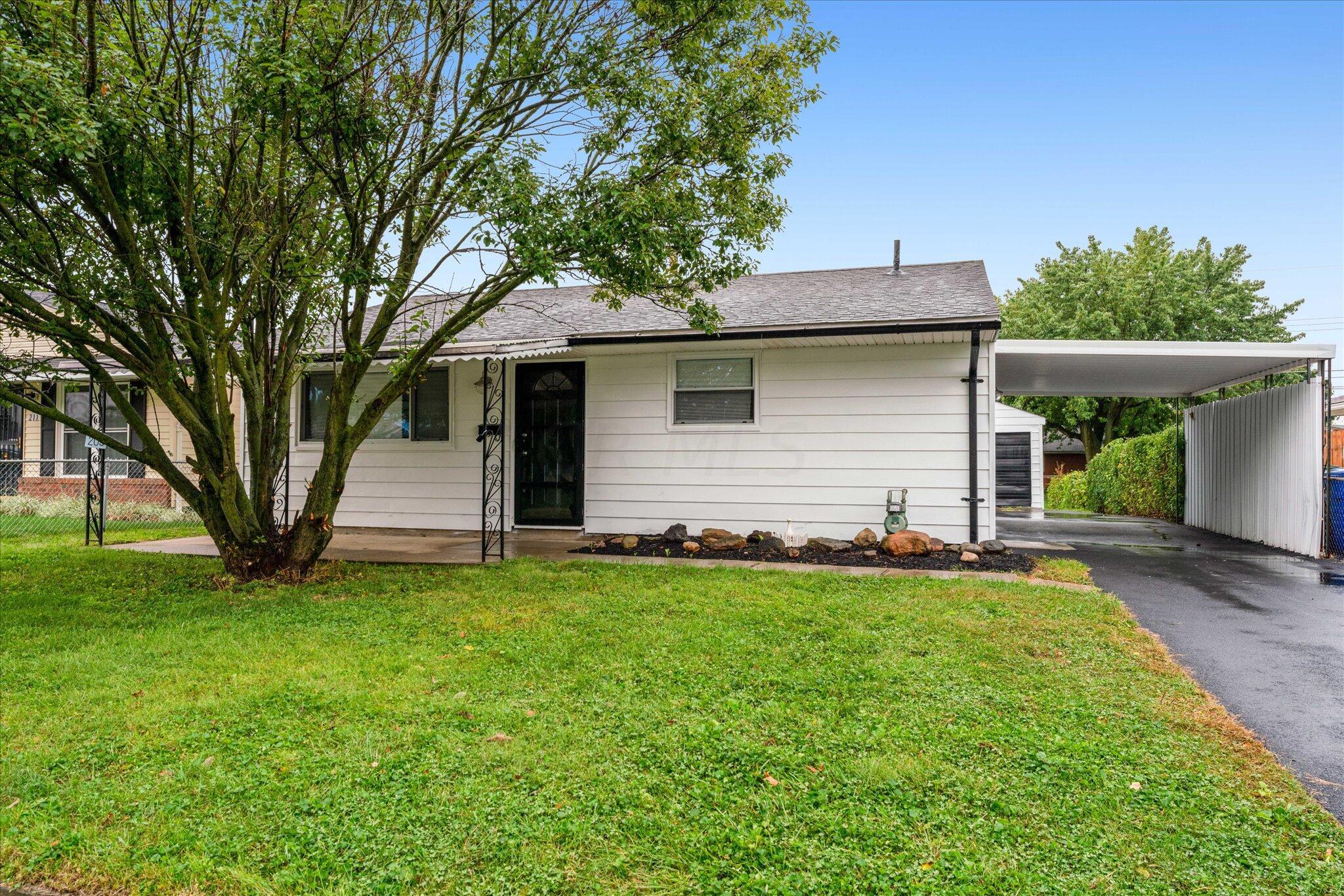 205 East Alcott Road Columbus, OH 43207 - Photo 1 of 30 Gallery Image 1