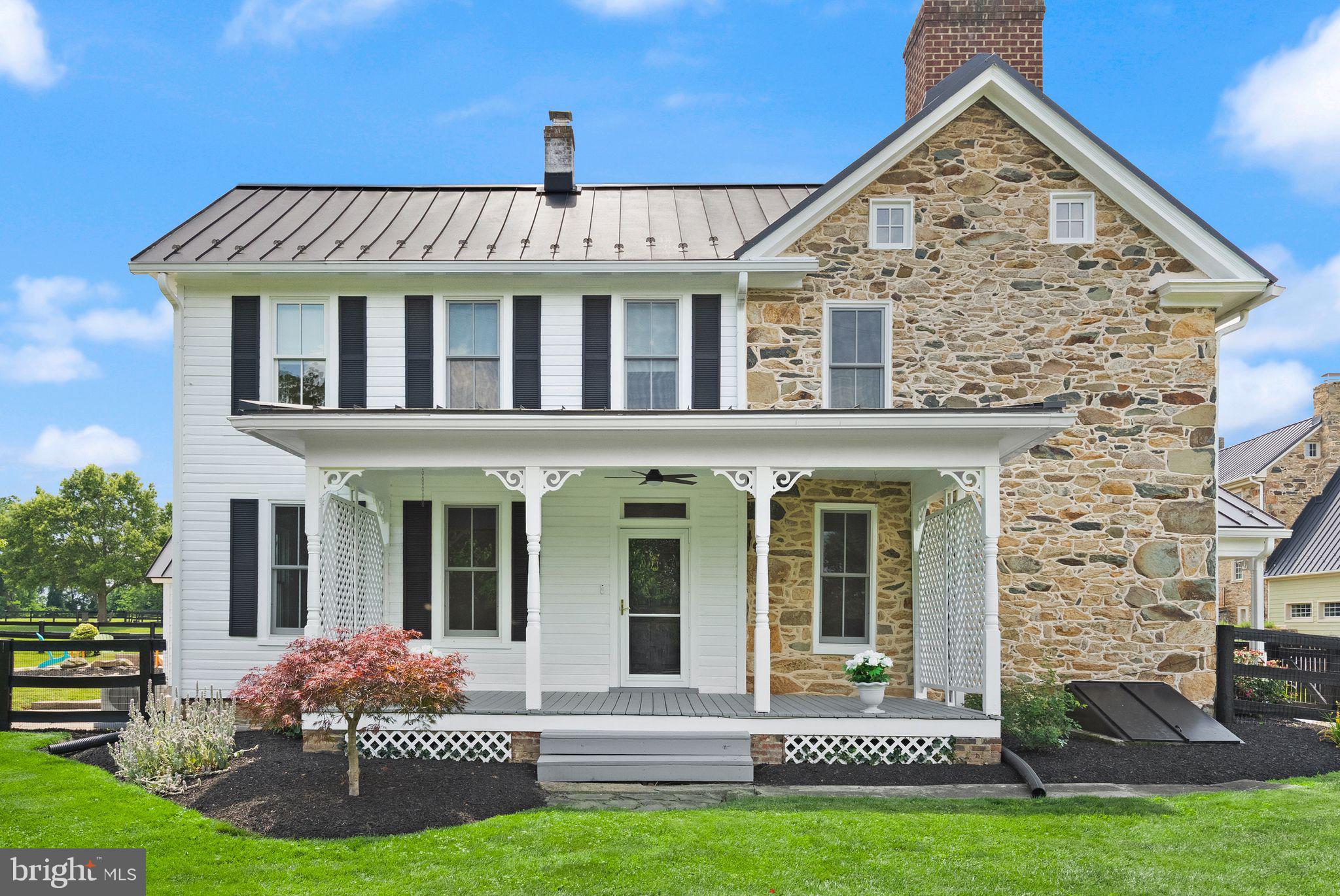 20596 Airmont Road Bluemont, VA 20135 - Photo 3 of 76