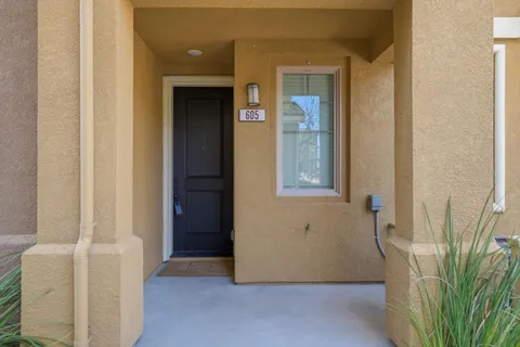 $899,000 | 605 Cinnamon Circle, Mountain View, CA 94043