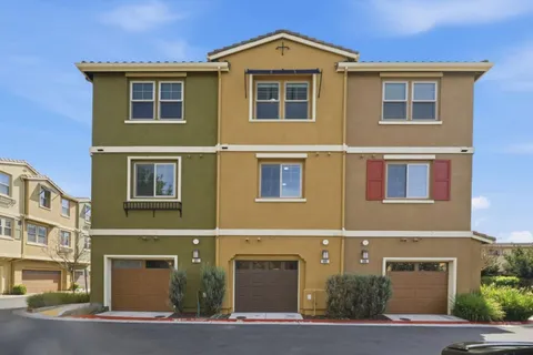 $899,000 | 605 Cinnamon Circle, Mountain View, CA 94043