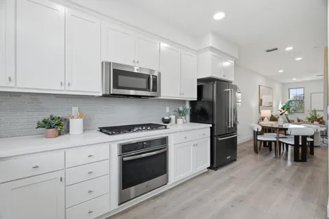 $899,000 | 605 Cinnamon Circle, Mountain View, CA 94043