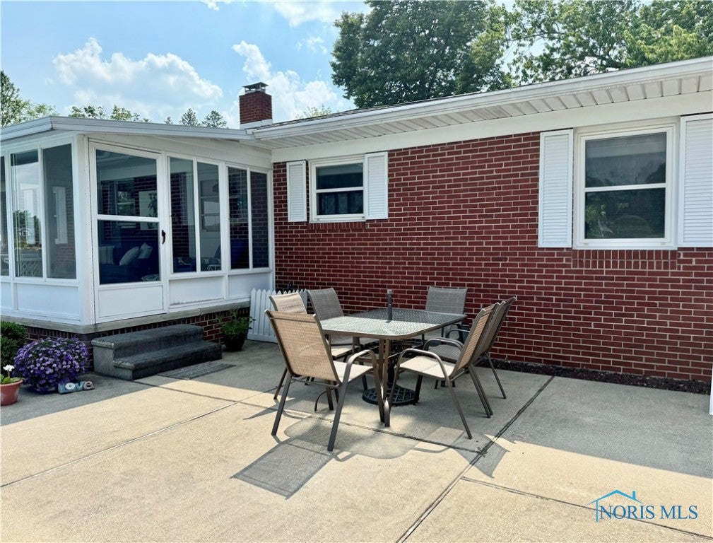 231 South Munson Road Swanton, OH 43558 - Photo 25 of 31 Patio