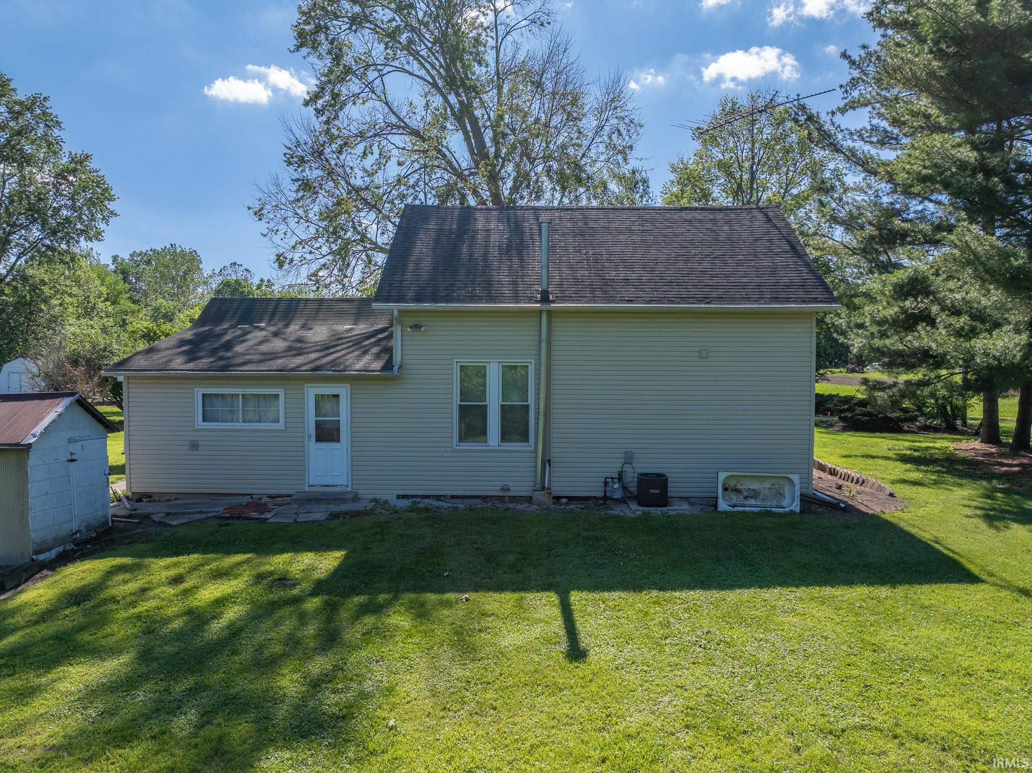 2185 Lukens Lake Road Laketon, IN 46943 - Photo 5 of 29