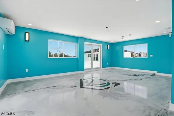 $1,000 | 3706 Broadway, Unit 18, Fort Myers, FL 33901