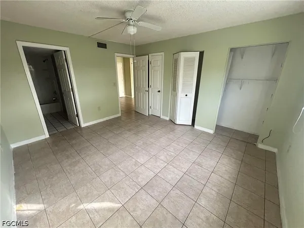 $1,000 | 3706 Broadway, Unit 18, Fort Myers, FL 33901