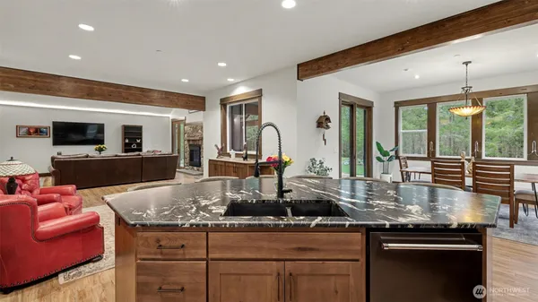 $1,850,000 | 29220 305th Court Southeast, Ravensdale, WA 98051