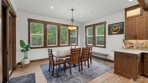 $1,850,000 | 29220 305th Court Southeast, Ravensdale, WA 98051