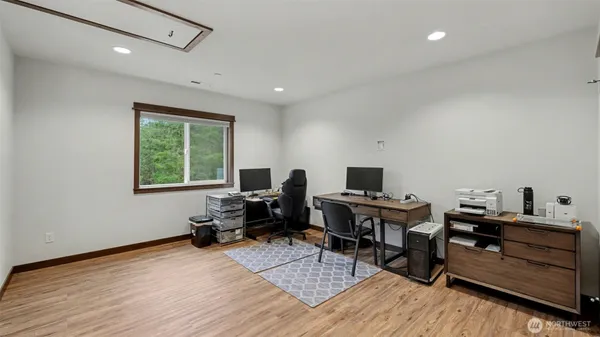 $1,850,000 | 29220 305th Court Southeast, Ravensdale, WA 98051