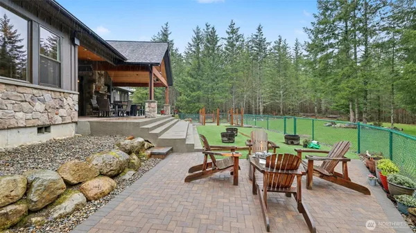 $1,850,000 | 29220 305th Court Southeast, Ravensdale, WA 98051