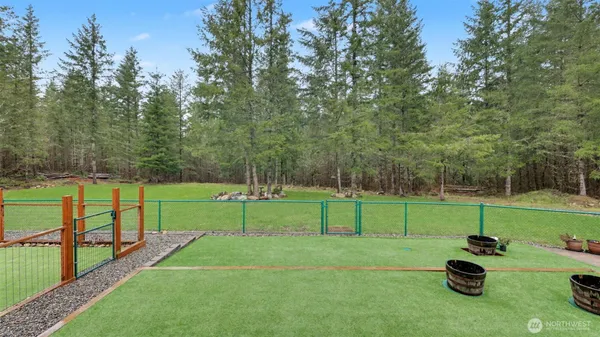 $1,850,000 | 29220 305th Court Southeast, Ravensdale, WA 98051