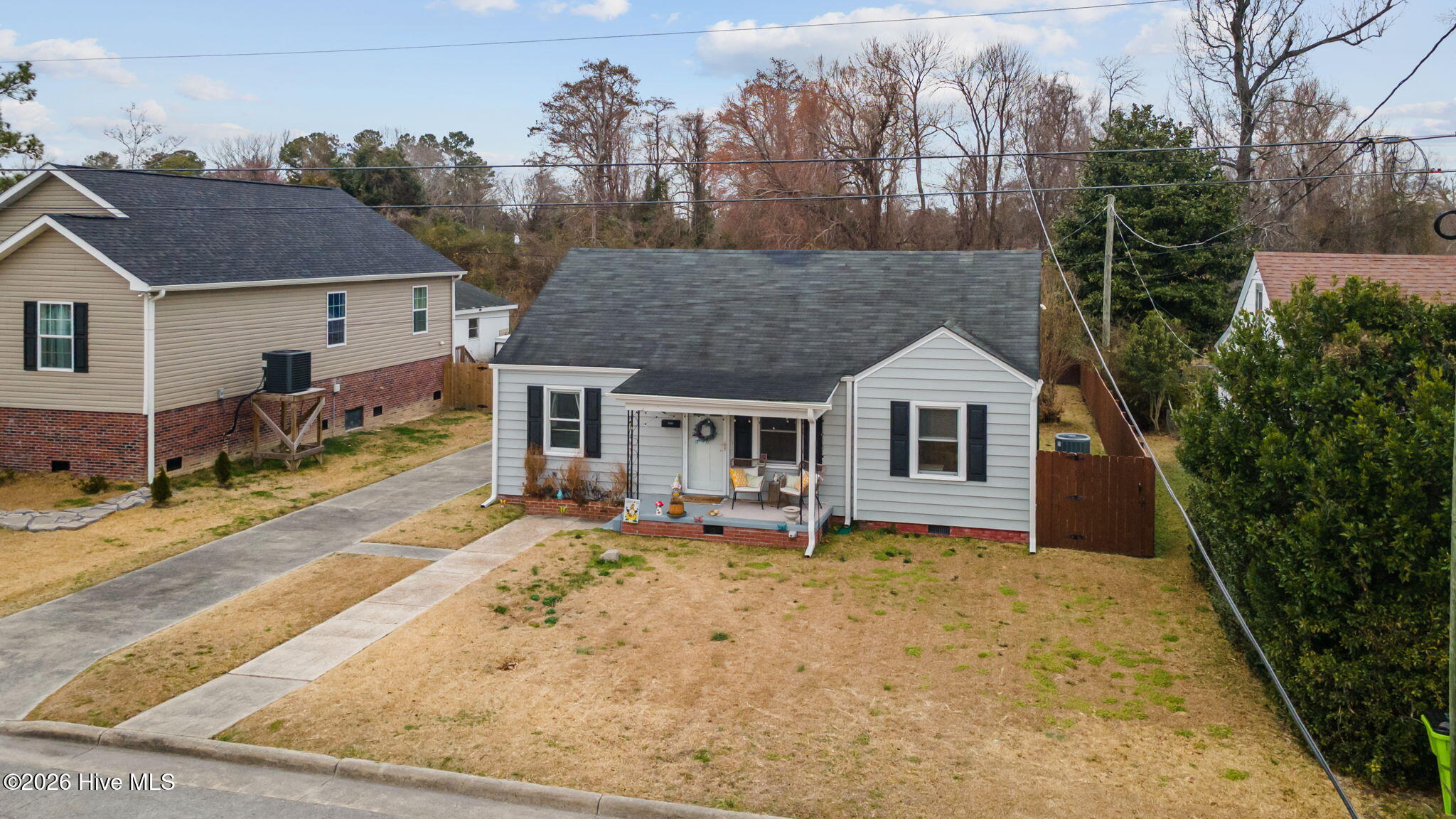 1612 Colonial Way New Bern, NC 28560 - Photo 28 of 37 7-web-or-mls-DJI_0466
