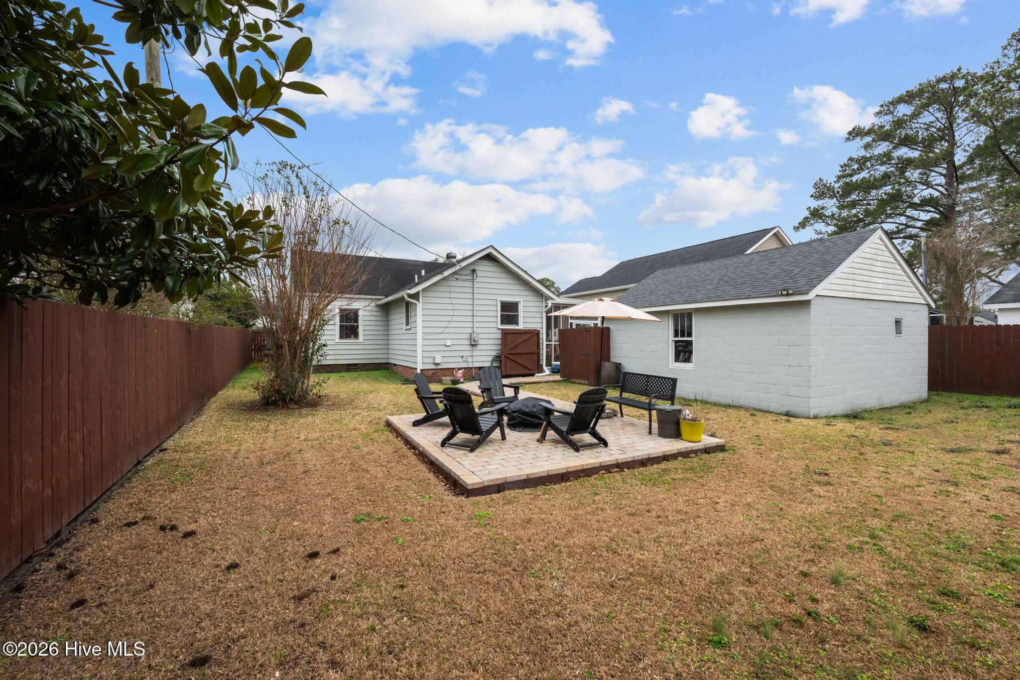 1612 Colonial Way New Bern, NC 28560 - Photo 5 of 37 46-web-or-mls-DSC_7388