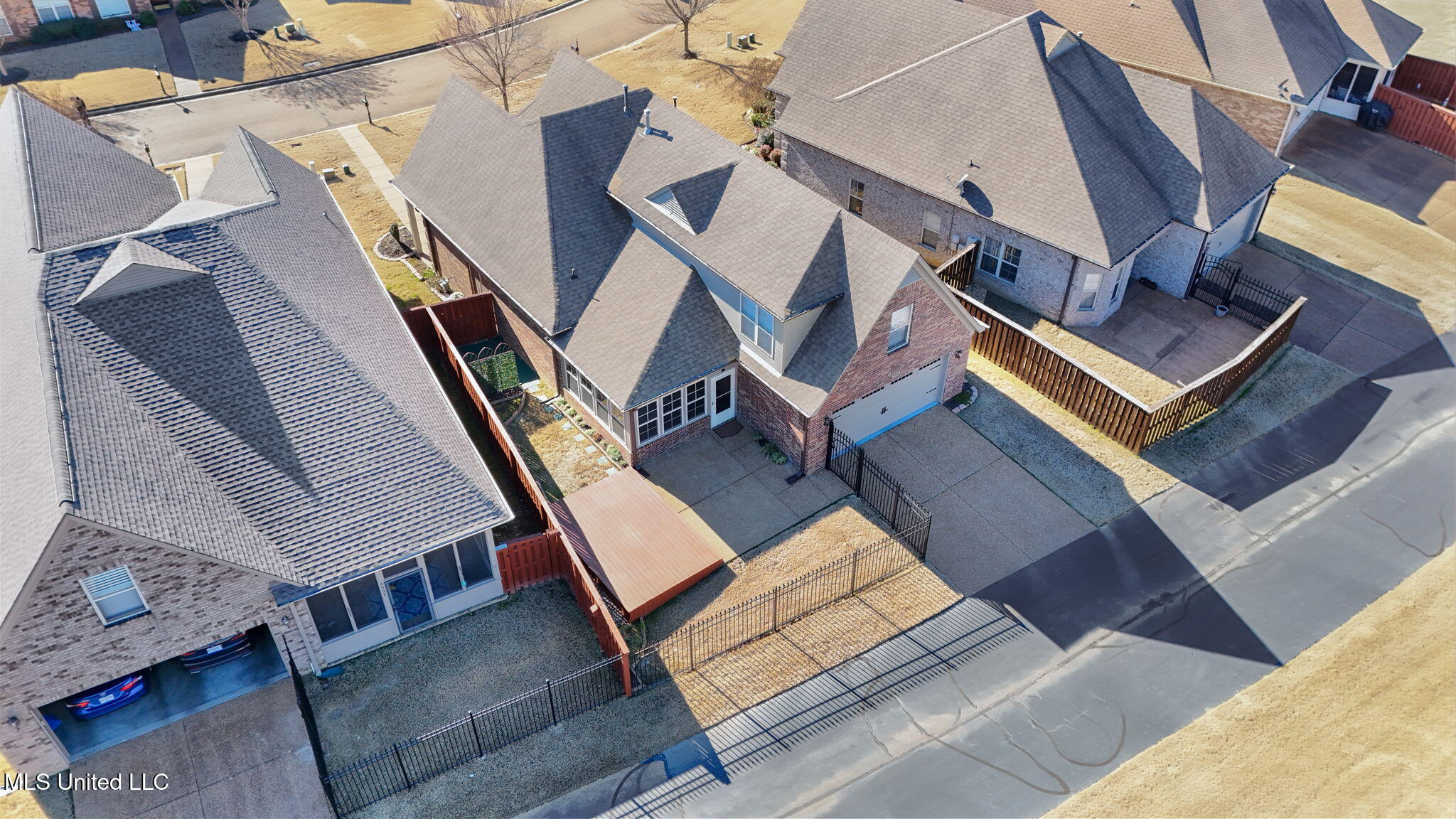 5906 Foxdale Loop Southaven, MS 38672 - Photo 49 of 57 Aerial - Rear