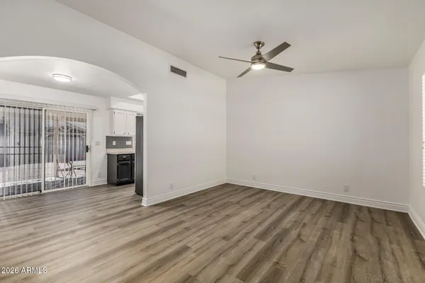 $2,000 | 8227 East Nopal Avenue, Mesa, AZ 85209