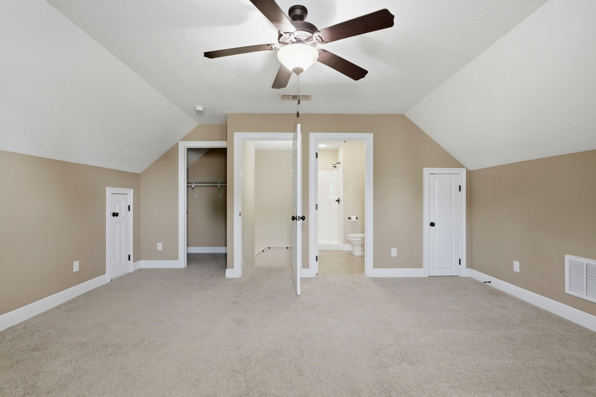 7151 Reef Street Navarre, FL 32566 - Photo 38 of 52 a view of empty room with ceiling fan