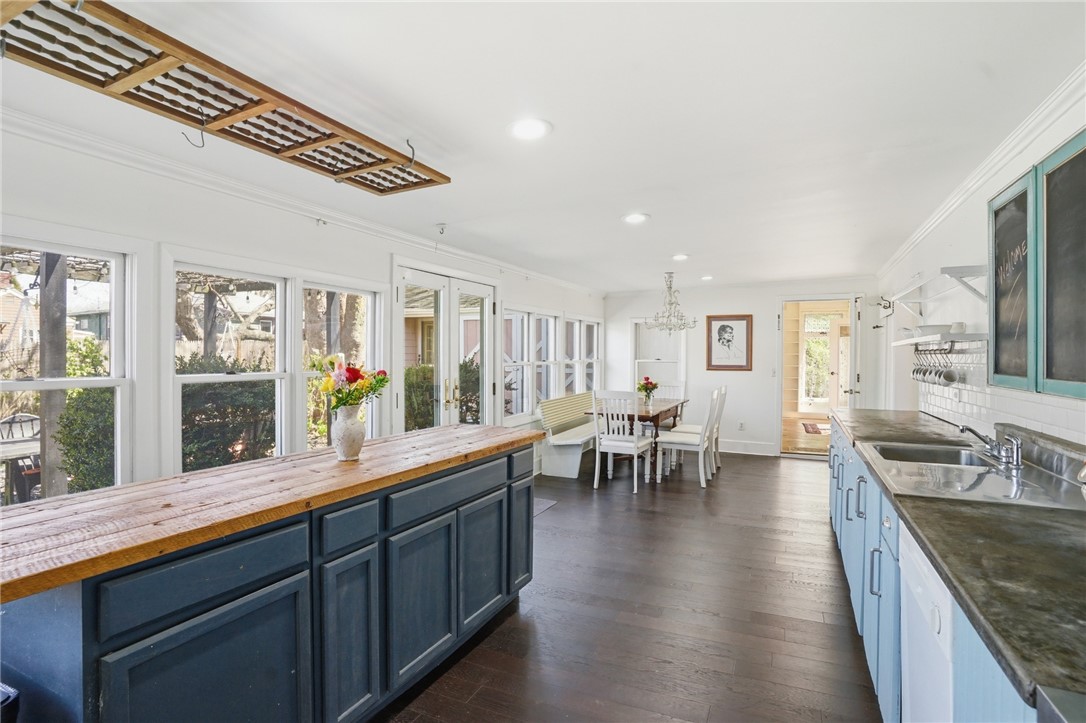 25 Fried Street Bristol, RI 02809 - Photo 12 of 40