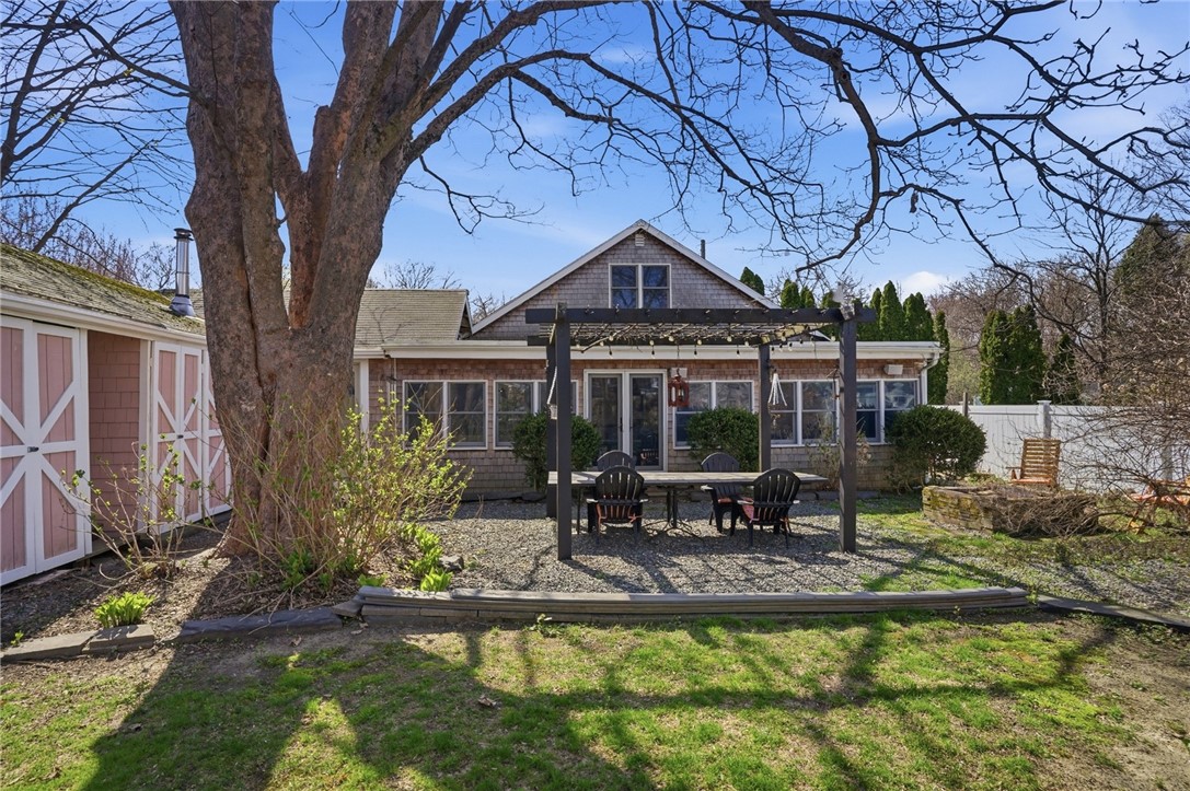25 Fried Street Bristol, RI 02809 - Photo 33 of 40