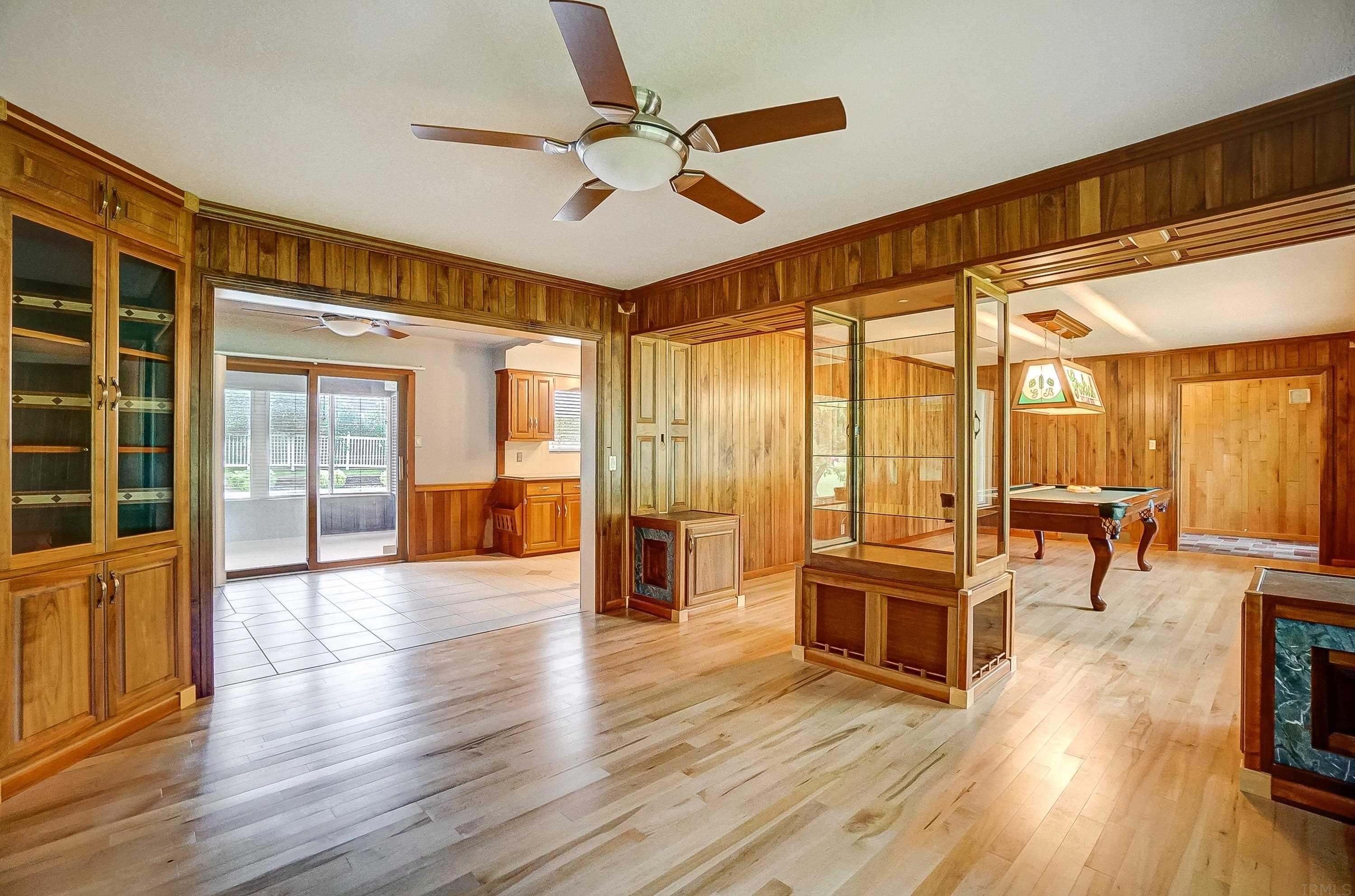 230 Southridge Road Fort Wayne, IN 46825 - Photo 8 of 31 Gallery Image 8