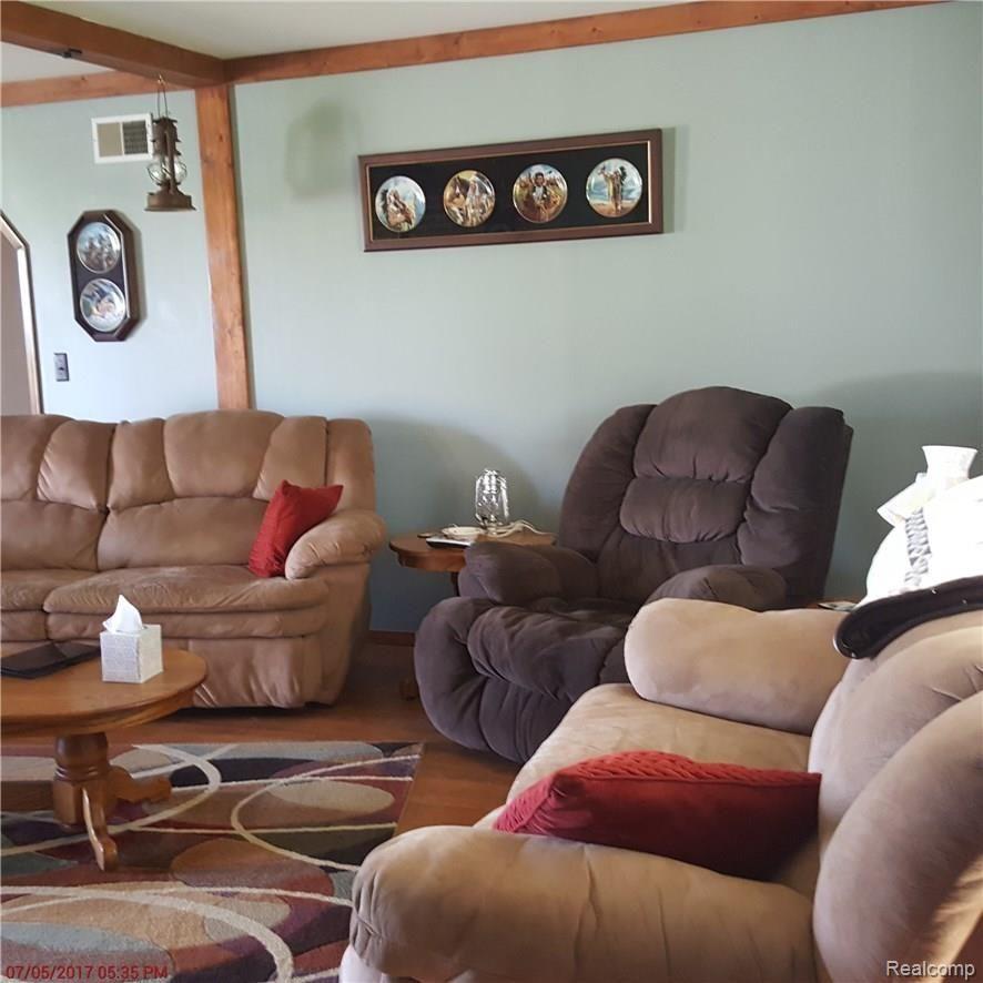 9081 McIntyre Road Mayville, MI 48744 - Photo 11 of 23 20170507_173507.jpg