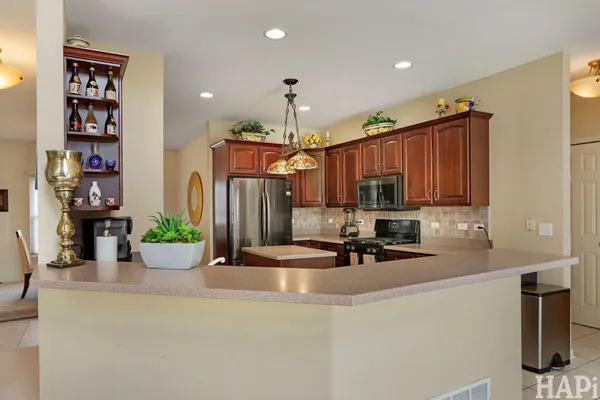 $469,900 | 1419 White Oak Lane, Woodstock, IL 60098