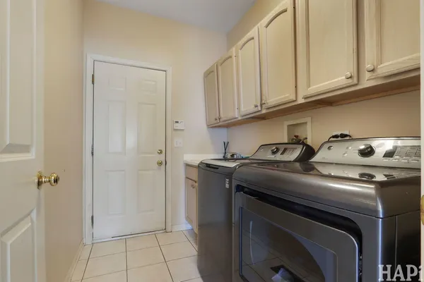 $469,900 | 1419 White Oak Lane, Woodstock, IL 60098