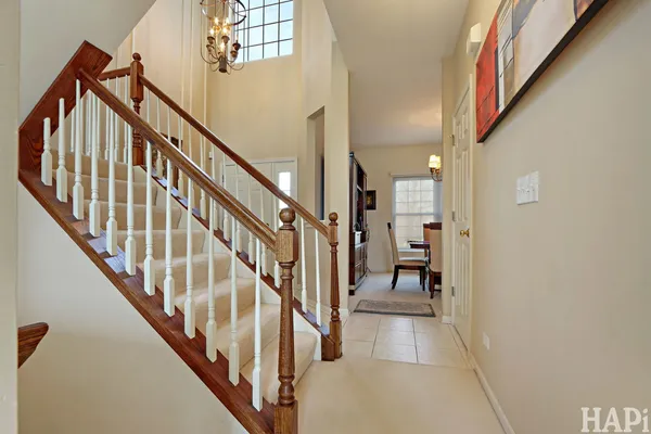 $464,900 | 1419 White Oak Lane, Woodstock, IL 60098