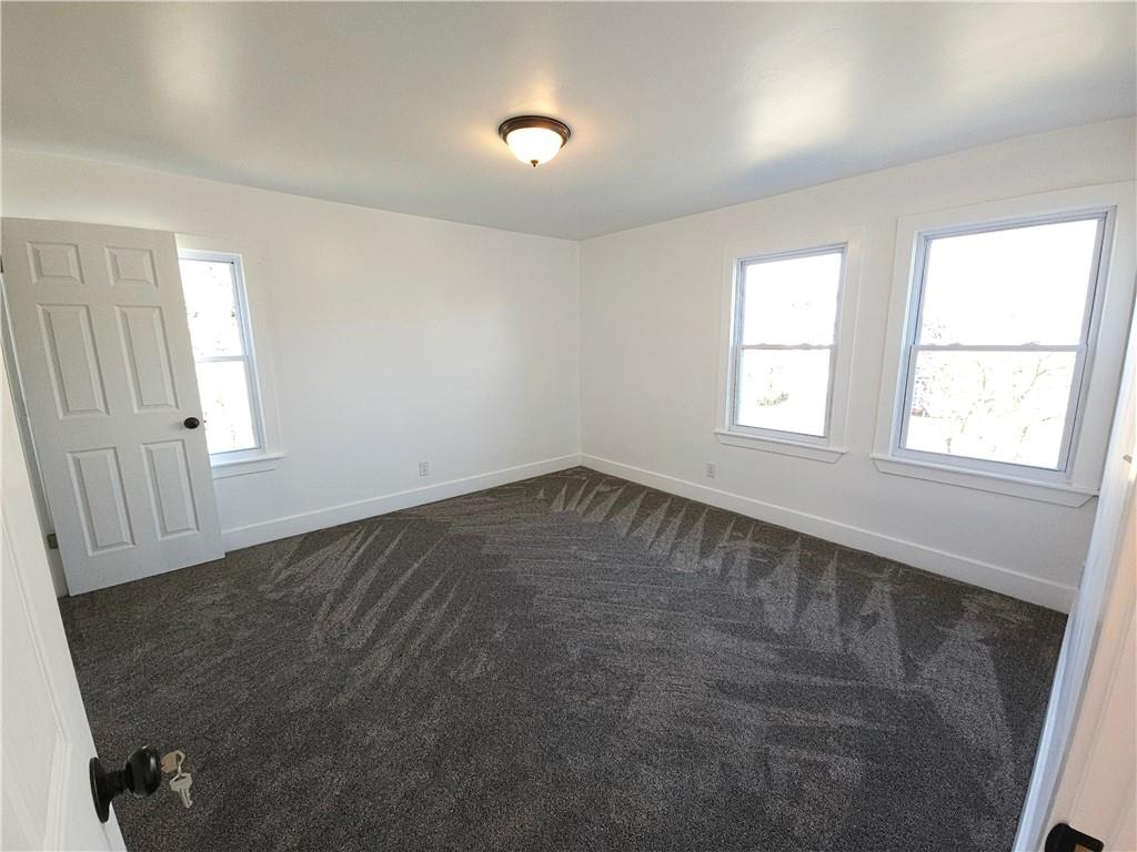 10200 Frankstown Road Pittsburgh, PA 15235 - Photo 32 of 47 an empty room with windows