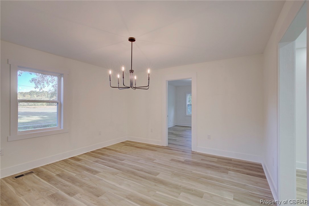 459 Hallieford Road Cobbs Creek, VA 23035 - Photo 8 of 36